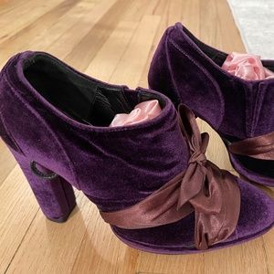 Size 9 - Julia Dalakian Purple Velvet Boots HAND CRAFTED